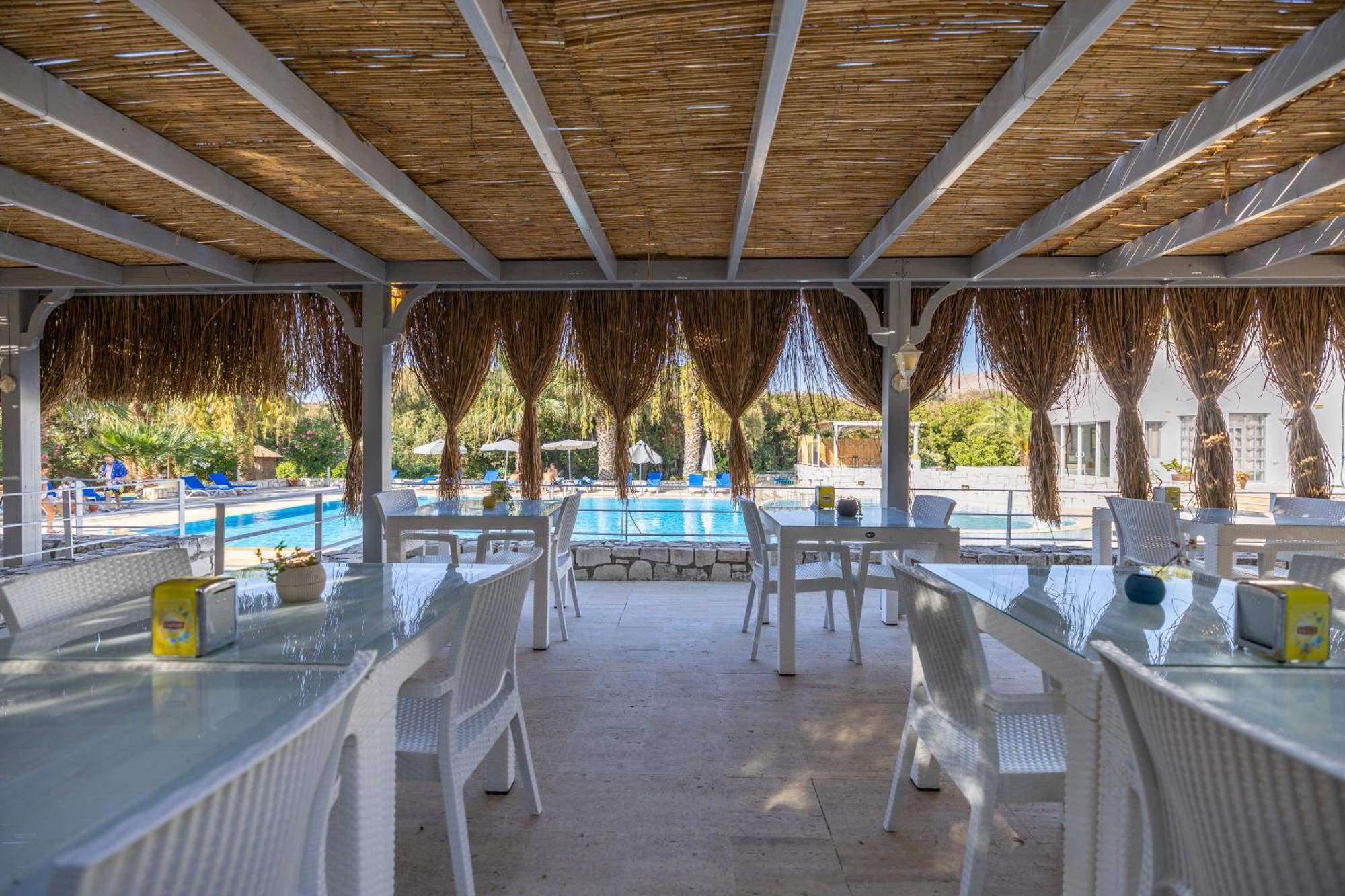 Ladonia Hotels Zemda Guemuesluek Ngoại thất bức ảnh